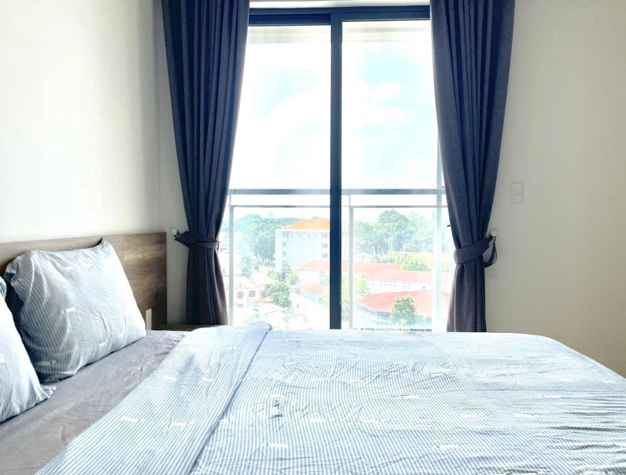 Compass One Building - Luxury Apartments Ap Phu Tho Dış mekan fotoğraf